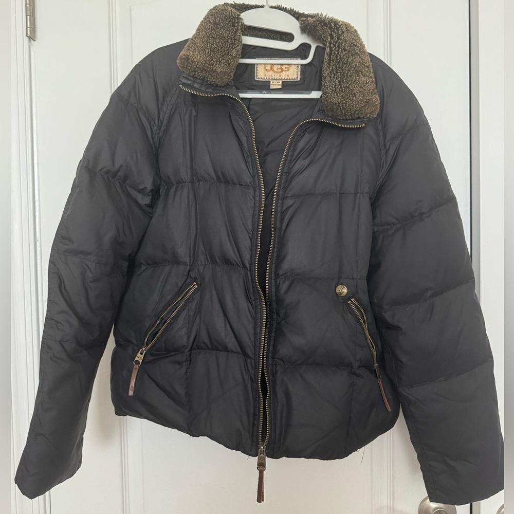 Original UGG Australia Down Puffer Bomber Jacket w/ Shearling Collar- size XL